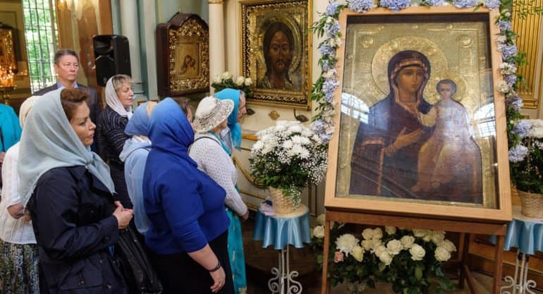 Православные празднуют память Смоленской иконы Божией Матери