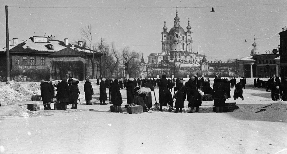В России вспоминают освобождение блокадного Ленинграда