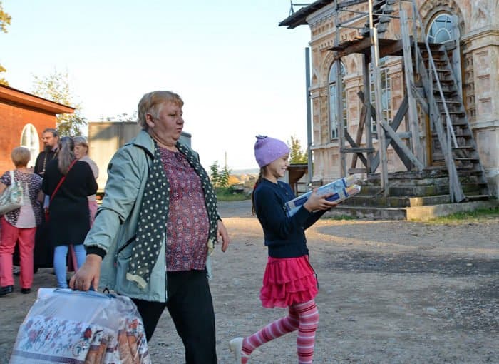Отдел внешних церковных связей помог пострадавшим от наводнений в Иркутской области