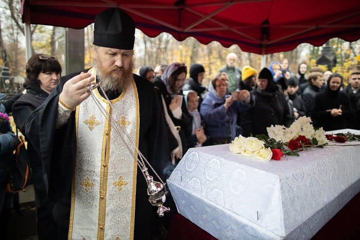 Останки духовника Троице-Сергиевой лавры перенесли в обитель спустя 83 года после его кончины