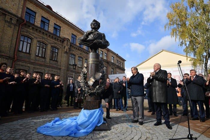 Сквер с памятником в честь Александра Пушкина открыли в Бресте