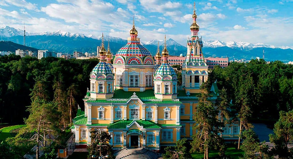 Уникальный деревянный собор открыли после реставрации в Алма-Ате