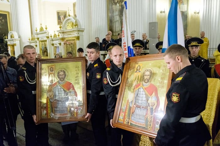 Для морпехов России освятили иконы святого князя Александра Невского