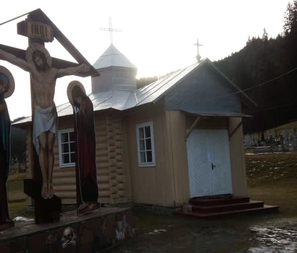 В Ивано-Франковской области захвачен храм Украинской Православной Церкви