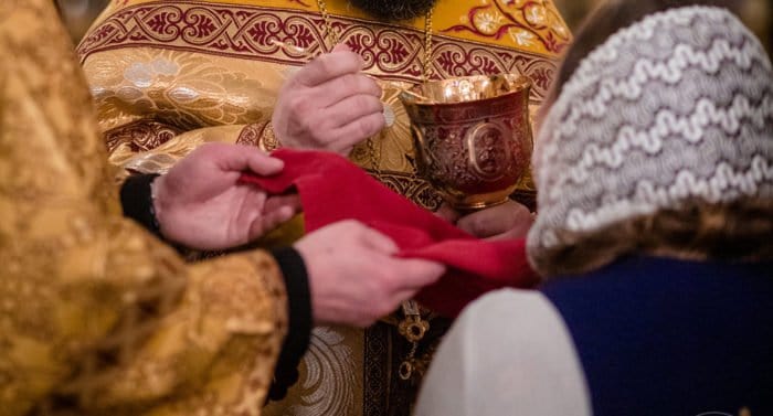 Как причащаться с герпесом?