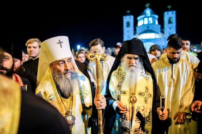 Митрополит Киевский Онуфрий возглавил в Черногории крестный ход в поддержку Сербской Церкви