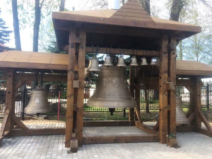 В Жировичский монастырь передали 12 колоколов из России