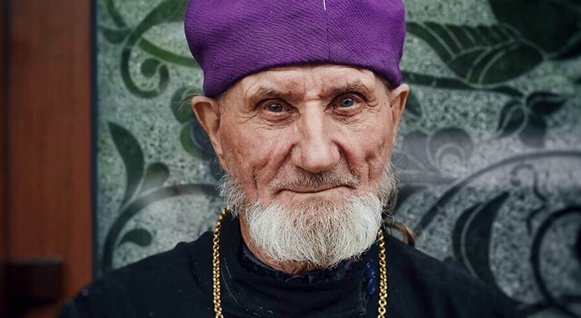 В Беларуси от коронавируса вылечился 91-летний священник