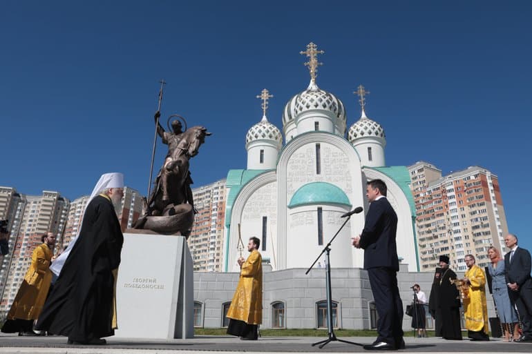 Памятник святому Георгию Победоносцу открыли в Красногорске