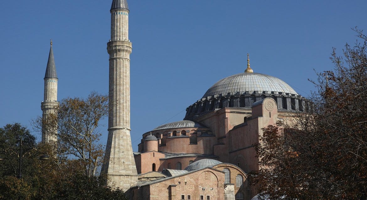 Изменение статуса храма Святой Софии может нарушить межрелигиозный баланс в Турции, – митрополит Иларион