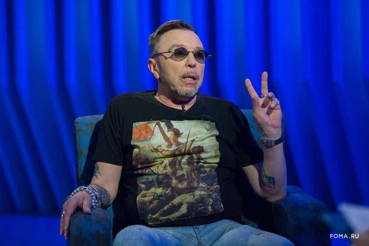 сукачев голос 60+. гарик харламов петросян. гарик харламов на евровидение камеди клаб кастинг. гарик шоу голос. камеди клаб мартиросян.