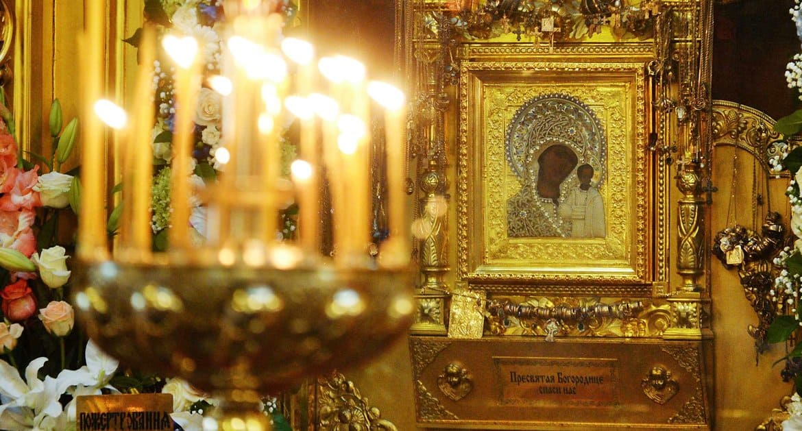 Патриарх Кирилл призвал молиться перед Казанской иконой Богородицы об избавлении от коронавируса