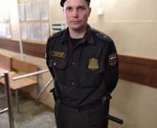 Судебный пристав спас на пожаре в Кировской области женщину с тремя детьми