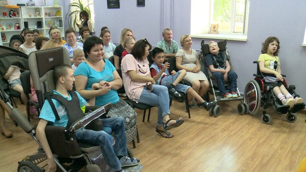 Клуб для встреч «особых» детей открыла Астраханская епархия