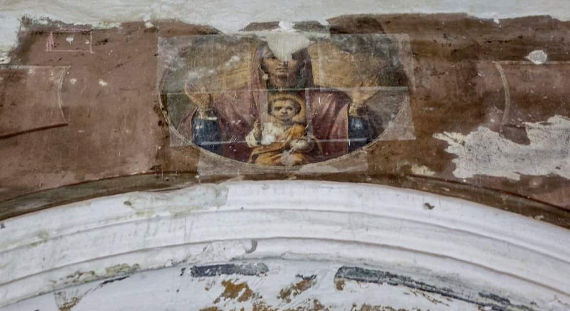 В Церкви обеспокоены тенденцией уничтожать в храмах старинные росписи и заменять их некачественными поделками