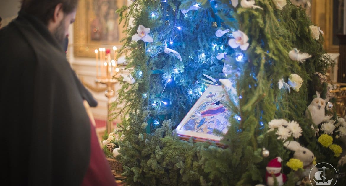 Православные разных стран мира празднуют Рождество Христово