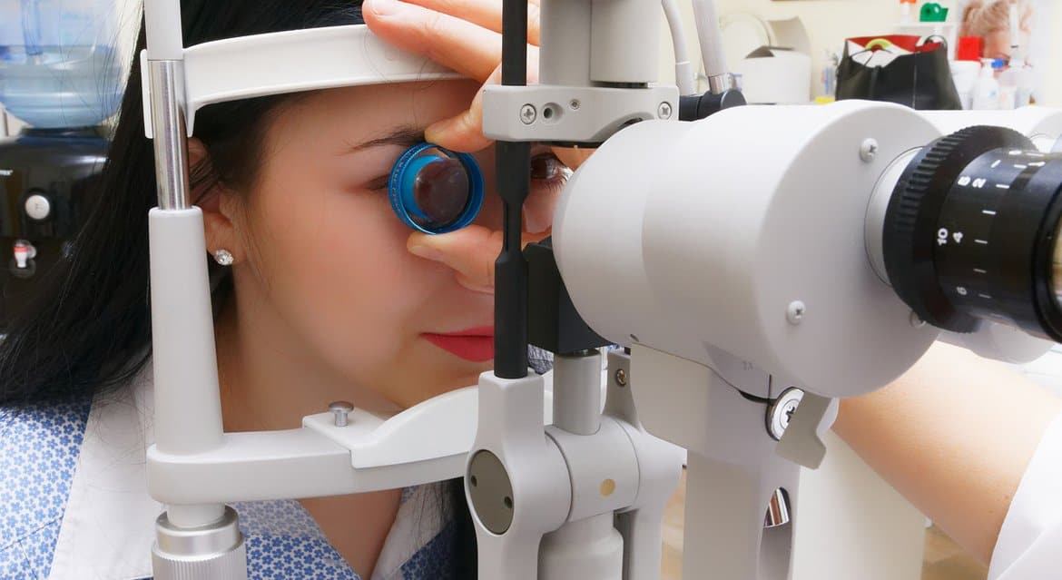 Патриарх Кирилл благодарен офтальмологам за помощь людям с болезнями глаз