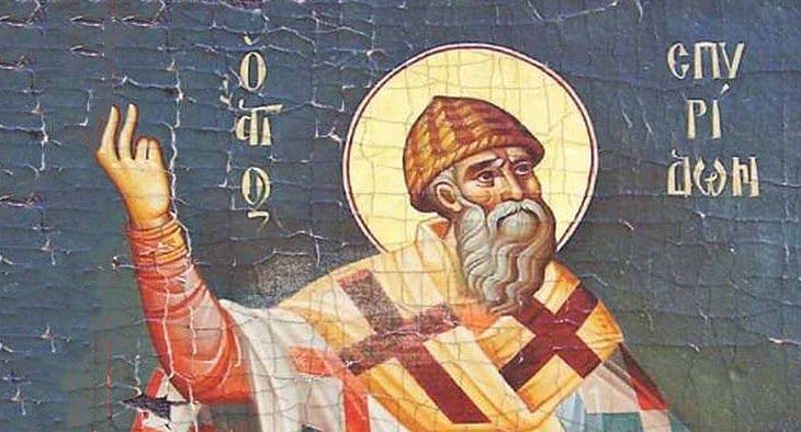 Почему святой Спиридон Тримифунтский на иконах в такой странной шапке?