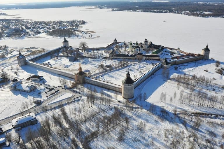 Монастыри Русского Севера: какие обители и почему стоит увидеть своими глазами