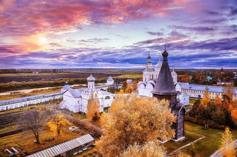 Монастыри Русского Севера: какие обители и почему стоит увидеть своими глазами