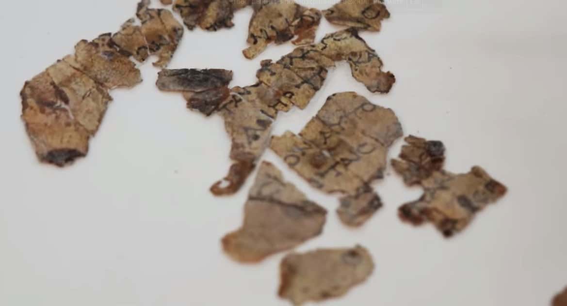 Впервые за 60 лет близ Мертвого моря нашли свиток с библейскими текстами