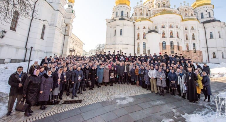 Украинские верующие записали видеообращение к Президенту Украины и Поместным Церквам