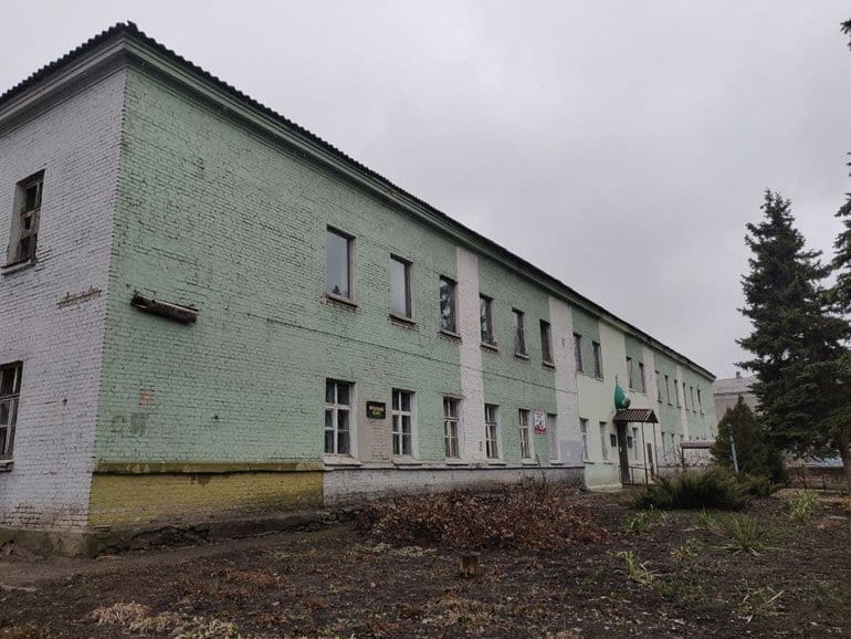 В Донецке построили храм для общины, которая 20 лет молилась в заводском помещении