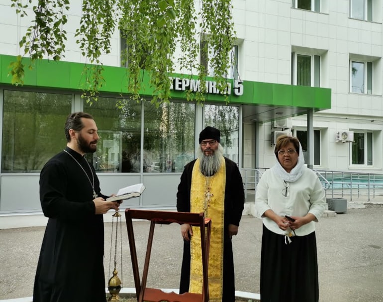 Казанская епархия уже помогает родным жертв и пострадавшим при нападении на школу