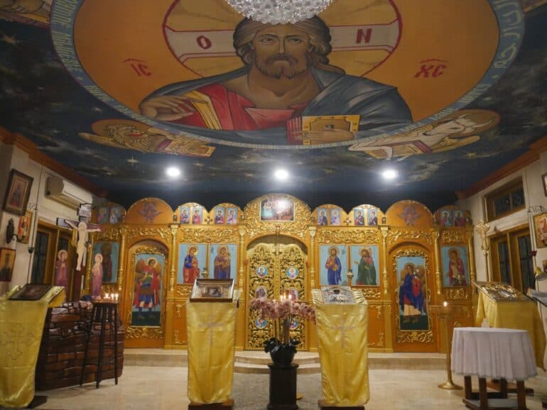 Как маг хотел устроить разгром в православном храме, но все пошло не по плану