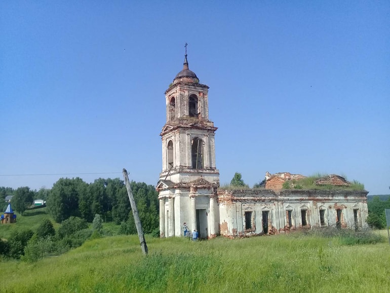 Верующие установили информационные стенды на месте разрушенных нижегородских храмов