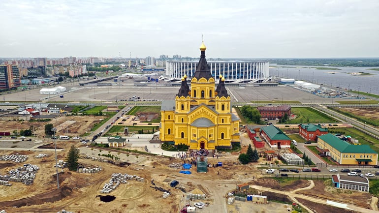 У кафедрального собора Нижнего Новгорода заложили капсулу в основание памятника Александру Невскому