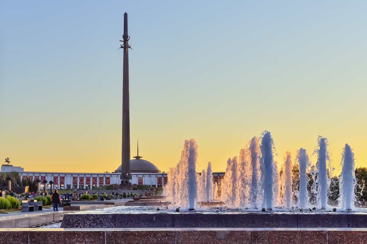 Парк победы фото. Поклонная гора в Москве. Парк Победы Москва Поклонная гора. Парк на Поклонной горе в Москве. Парк Победы на поклоне ГОРЕМОСКВА.