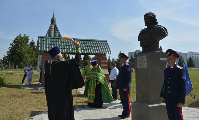 В Кантемировской дивизии открыли памятник святому князю Александру Невскому