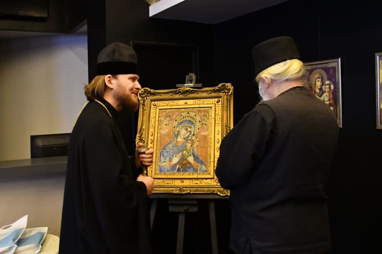 Жители аргентинского Мар-дель-Плата увидели православные иконы