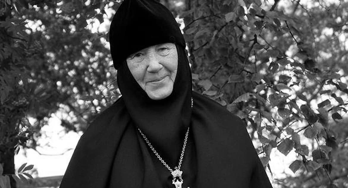 Из-за ковида во Владивостоке скончалась игумения-поэтесса Мария (Пономарева)
