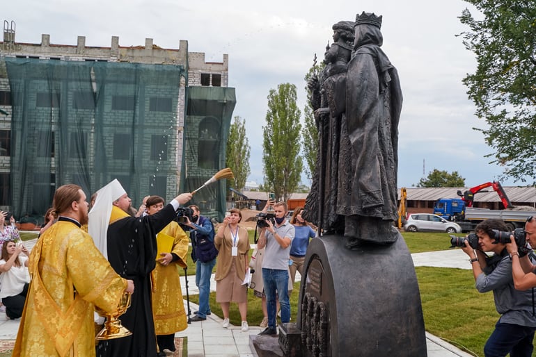 В Нижегородском кремле открыли памятник святым Димитрию Донскому и Евдокии Московской - Православный журнал Фома