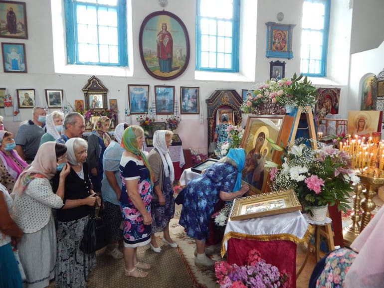 В Беларуси воссоздали утраченную Райцевскую икону Божией Матери
