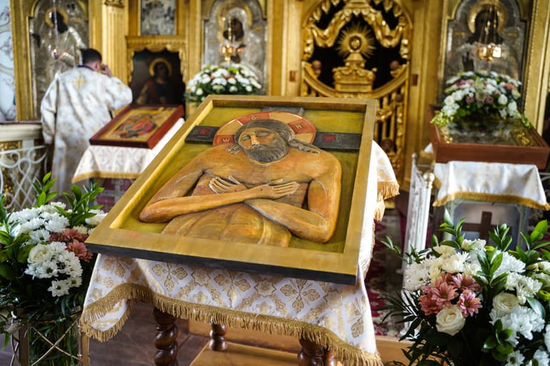 Храму в Солнечногорске передали уникальную тактильную икону «Царь Славы»