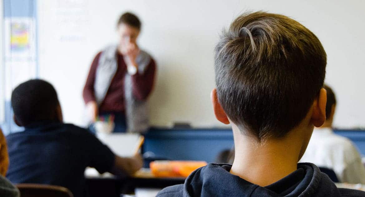 Что делать, если ребенка в школе обижают учителя?