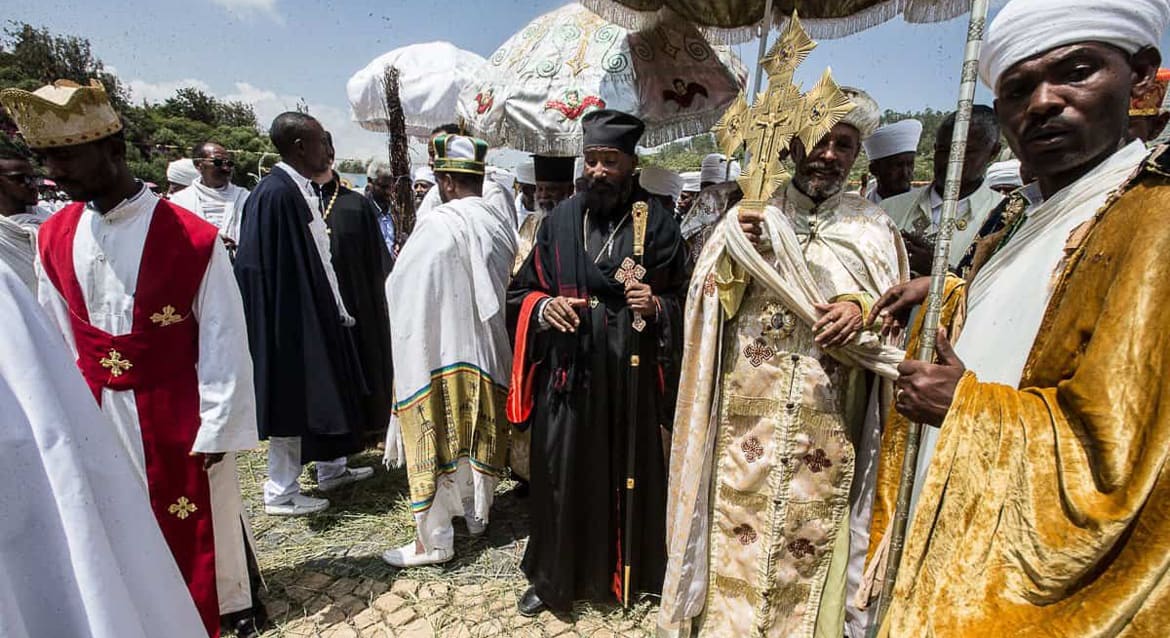 Большинство африканских священников, перешедших в Московский Патриархат, получили разрешение на совершение Литургии
