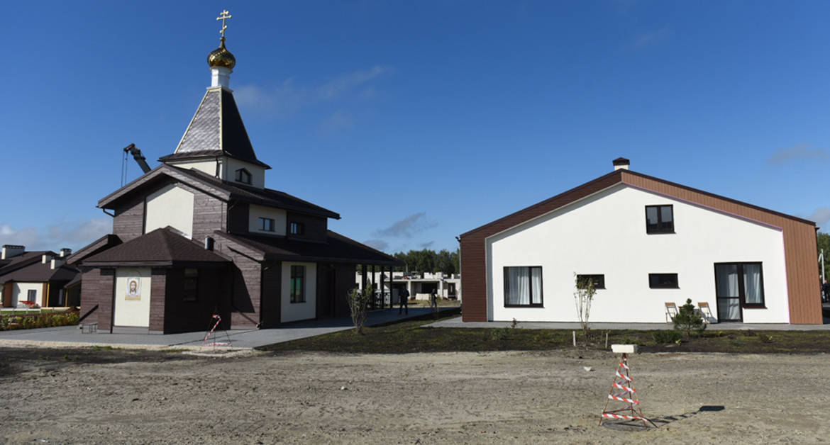 При участии Церкви в арт-поместье «Новые берега» открыли новые объекты для инвалидов