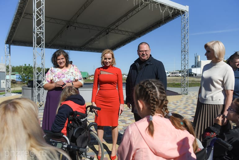 При участии Церкви в арт-поместье «Новые берега» открыли новые объекты для инвалидов