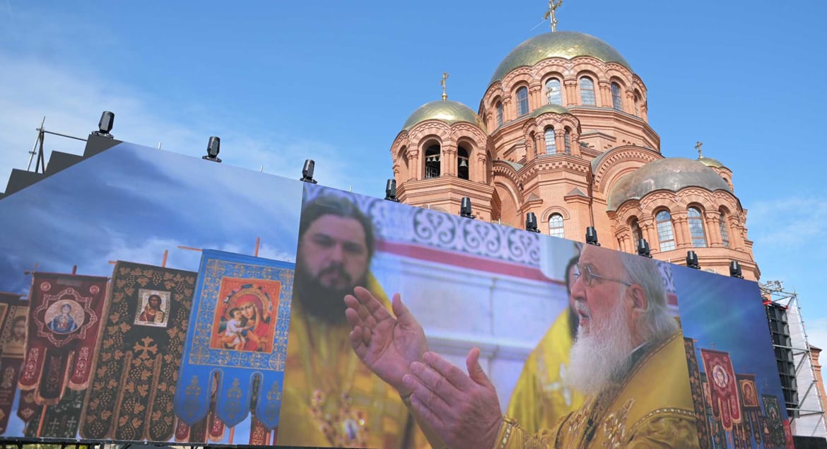 Патриарх Кирилл освятил в Волгограде воссозданный Александро-Невский собор