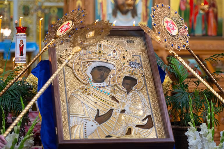 В Алма-Ату доставили точный список Тихвинской иконы Божией Матери