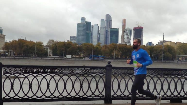 Забег ради добра: фотограф «Фомы» пробежал марафон, чтобы помочь нуждающимся