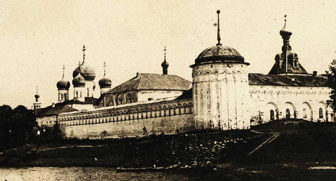 Этот монастырь назвали именем человека, который хотел убить его основателя: необычная история Калязинской обители