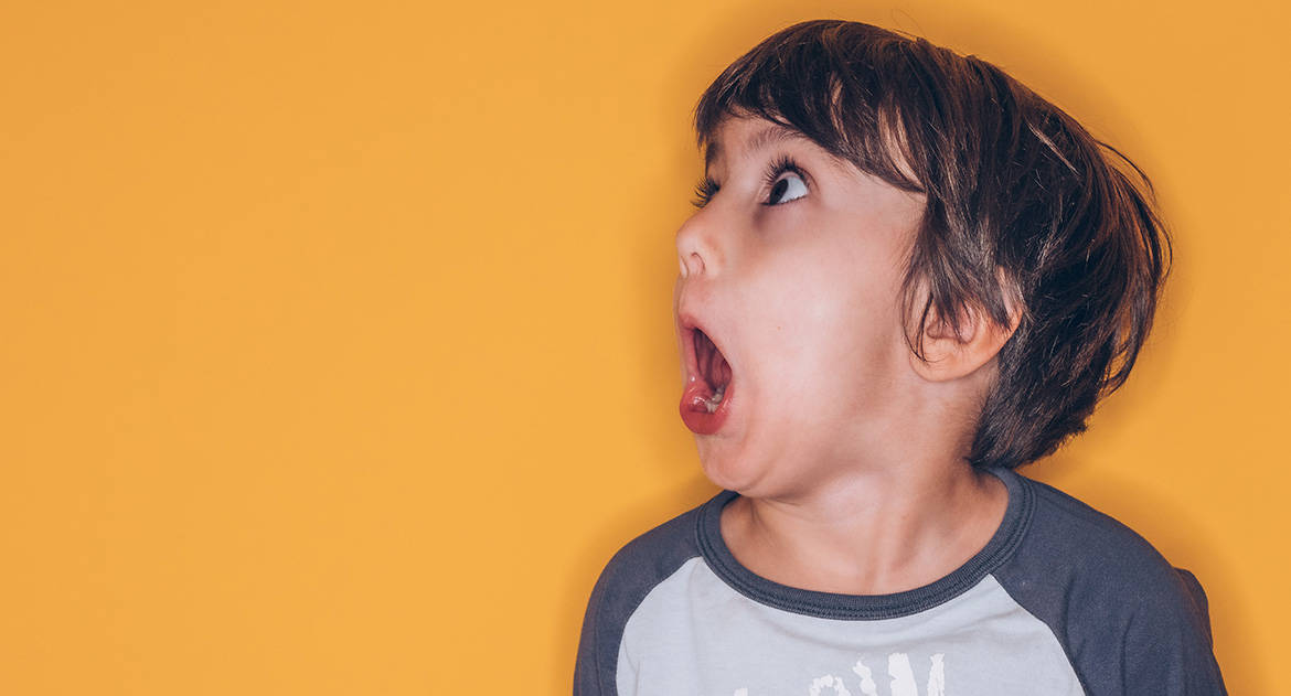 Что делать, если ребенок 5 лет кричит?