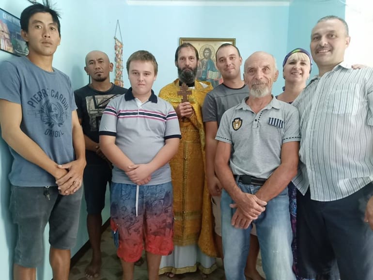 Православные на острове Себу смогли причаститься впервые за два года