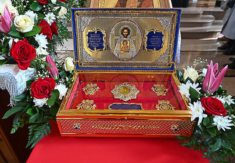 В Алма-Ате освятили собор в честь Александра Невского, построенный к 800-летию святого князя