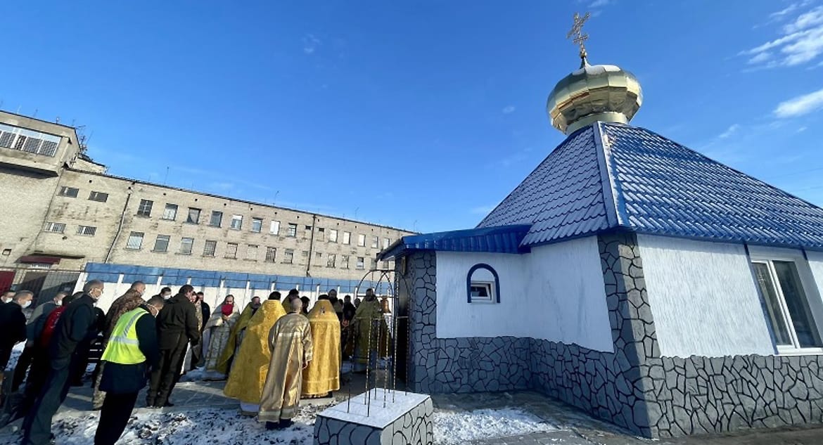 Верующие в трех епархиях Украинской Церкви обрели новые храмы